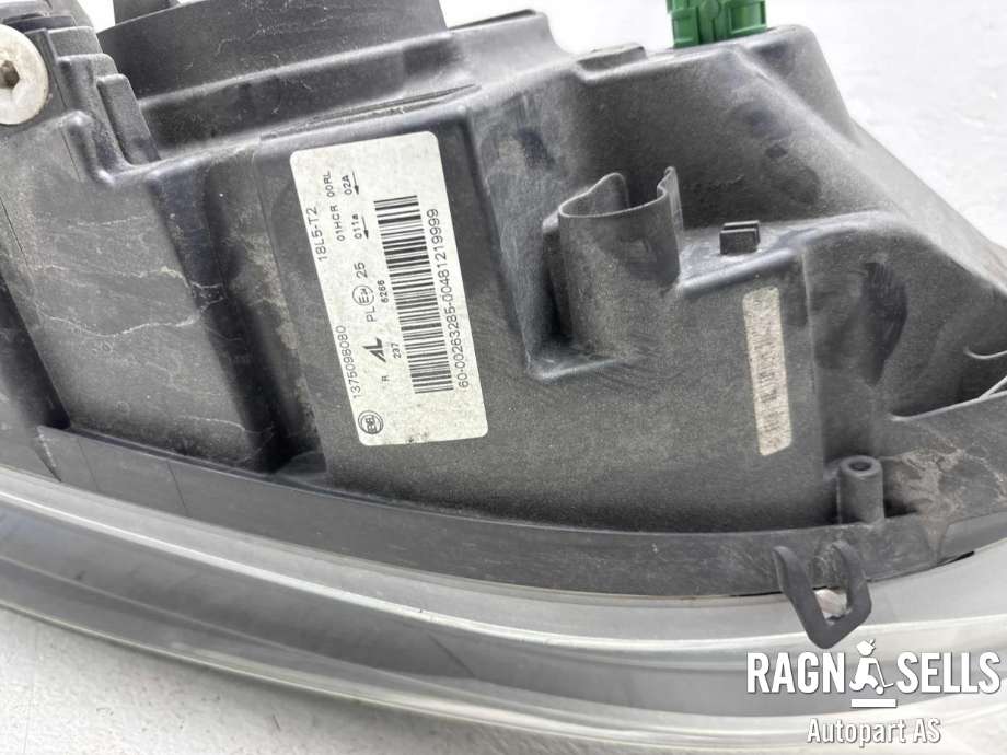Frontlykt høyre halogen til Peugeot Boxer 2014-->> (Type III, Fase 2) (16 120 406 80||16 827 484 80)