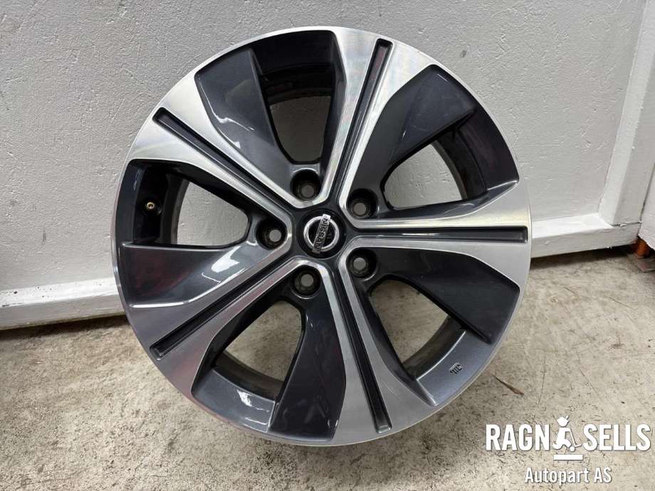 Felgsett aluminium til Nissan Leaf 2018-->> (Type II) (DUNLOP|5X114.3/ET45/66.1|6.5JX17|)