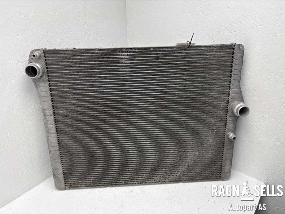 Radiator (automat gir) til BMW M4 2014-2020 (F82/F83) (F82/F83) (17 11 2 284 607|)