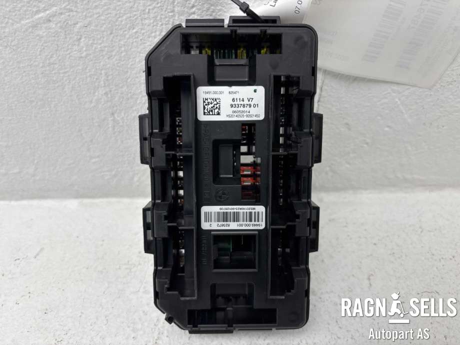 Sikringsboks motorrom til BMW M4 2014-2020 (F82/F83) (F82/F83) (61 14 9 224 866|)