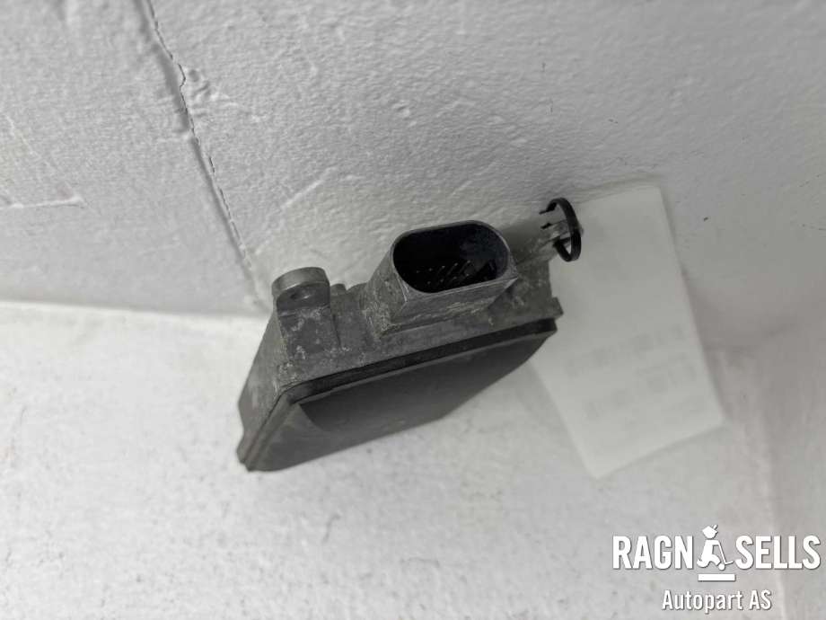 Sensor radar til BMW M4 2014-2020 (F82/F83) (F82/F83) (66 32 6 884 287|)
