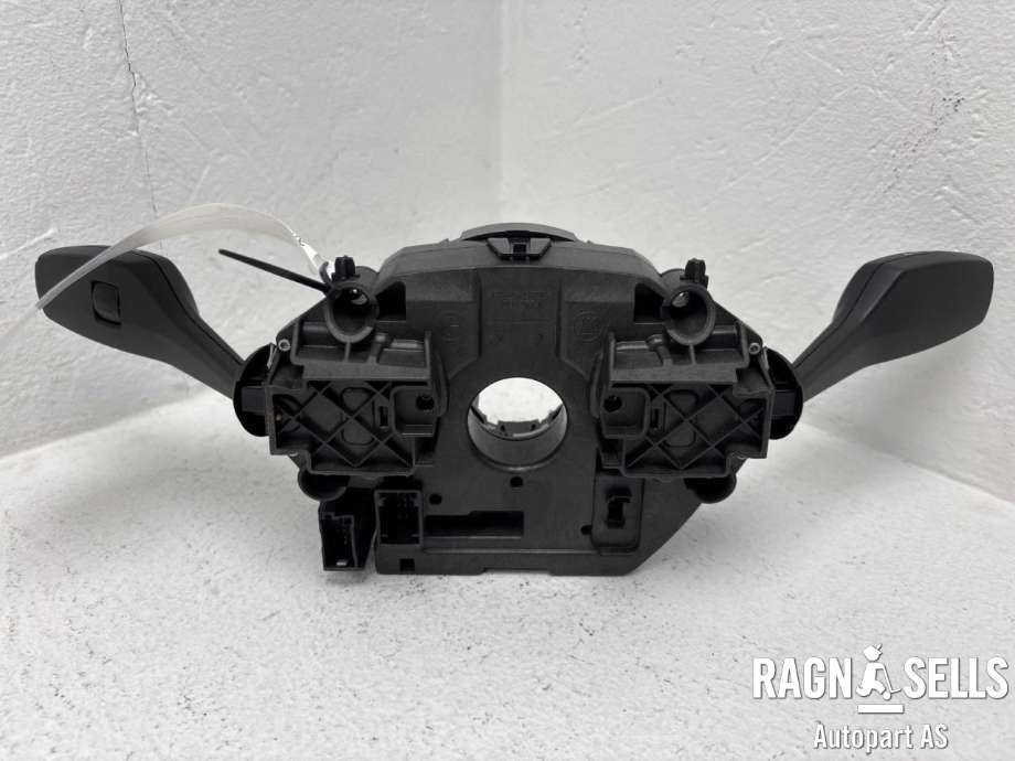 Bryter combi til BMW M4 2014-2020 (F82/F83) (F82/F83) (61 31 9 351 146|)