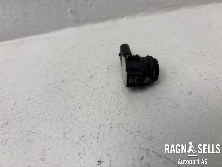 Parkeringssensor foran til BMW M4 2014-2020 (F82/F83) (F82/F83) (66 20 9 317 897||0263023474)
