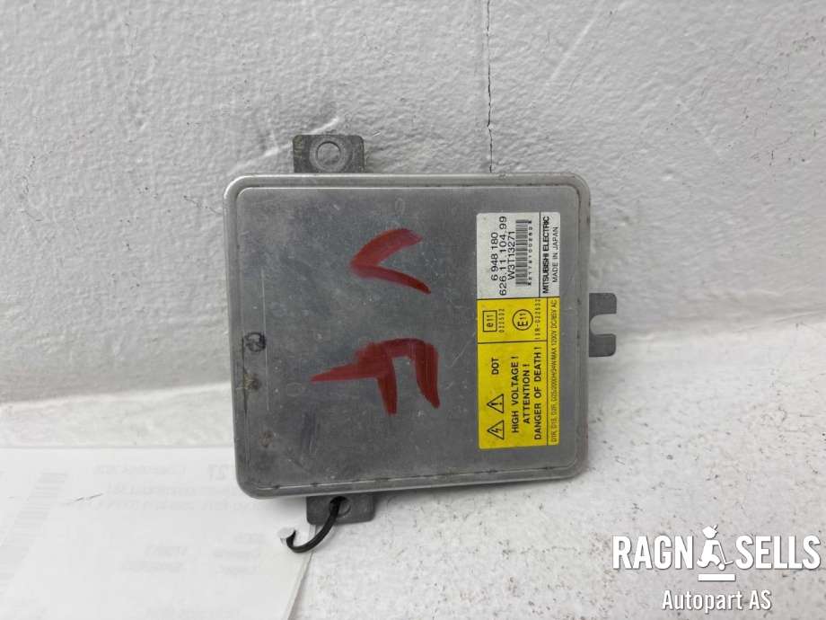 Styreenhet xenon/ballast til Volvo XC70 2008-2013 (Type II, Fase 1) (30744459||6261110499|W3T13271)