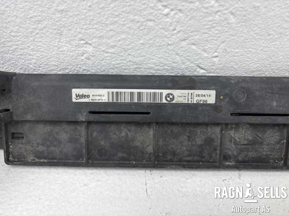 Frontplate nedre til BMW M4 2014-2020 (F82/F83) (F82/F83) (17 11 7 848 789|)