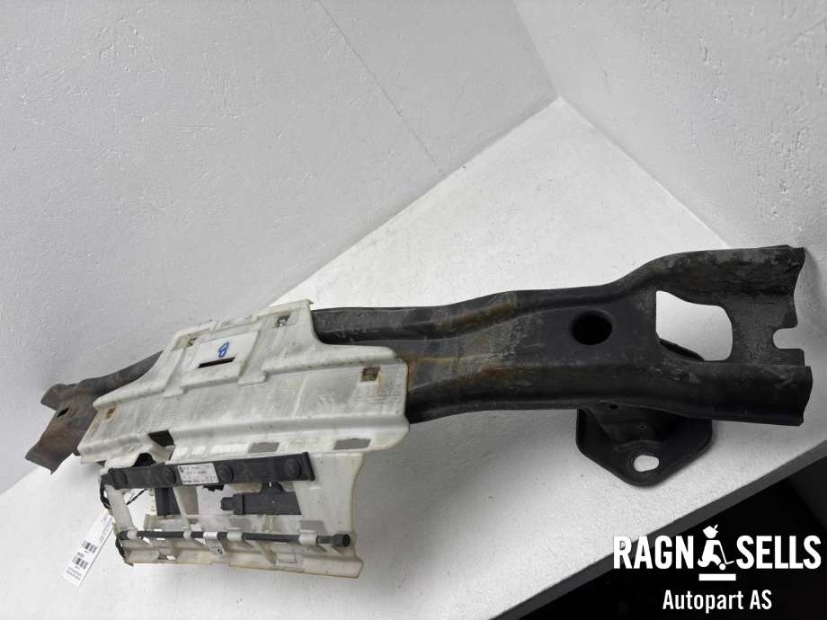 Støtfangerforsterkning bak til BMW M4 2014-2020 (F82/F83) (F82/F83) (51 12 7 285 542||51 12 8 054 289)