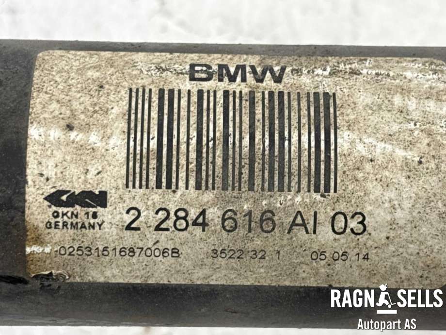 Drivaksel høyre bak, bensin/automat til BMW M4 2014-2020 (F82/F83) (F82/F83) (33 21 2 284 616|)