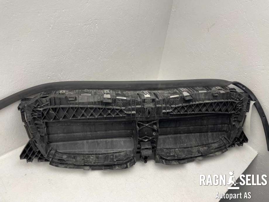 Frontplate til BMW iX3 2021-->> (51 74 5 A22 688|)