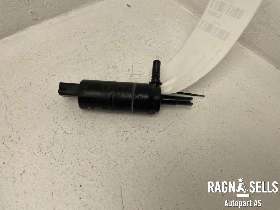 Spylerpumpe til BMW M4 2014-2020 (F82/F83) (F82/F83) (67 63 7 217 792|)