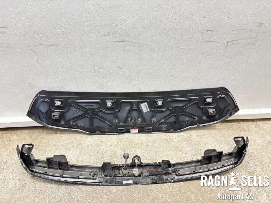 Spoiler bakluke til BMW iX3 2021-->>  (51 62 9 450 241|)