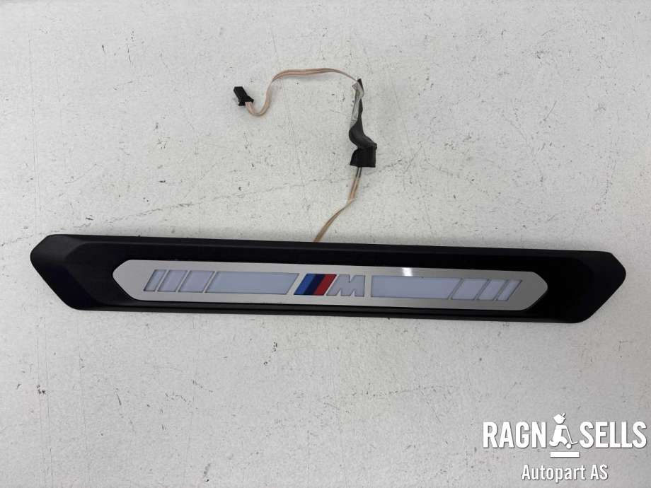 Lister til BMW iX3 2021-->>  (51 47 5 A0C 896|)