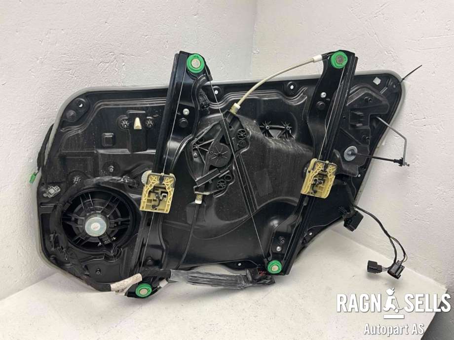 Ruteheis venstre foran til Volvo XC60 2014-2017 (Type I, Fase 2)  (31416685|31253061|)