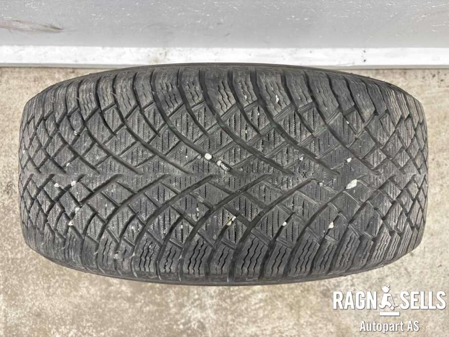Dekk vinter piggfri til BMW iX3 2021-->>  (NOKIAN|245/50R19 105R|)