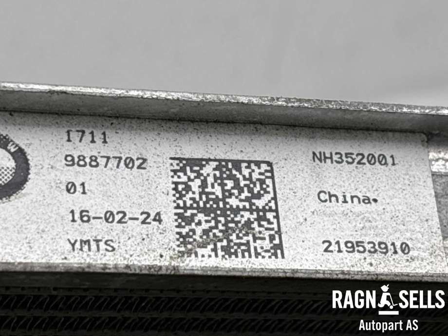 Radiator (automat gir) til BMW iX3 2021-->>  (17 11 9 887 702|)
