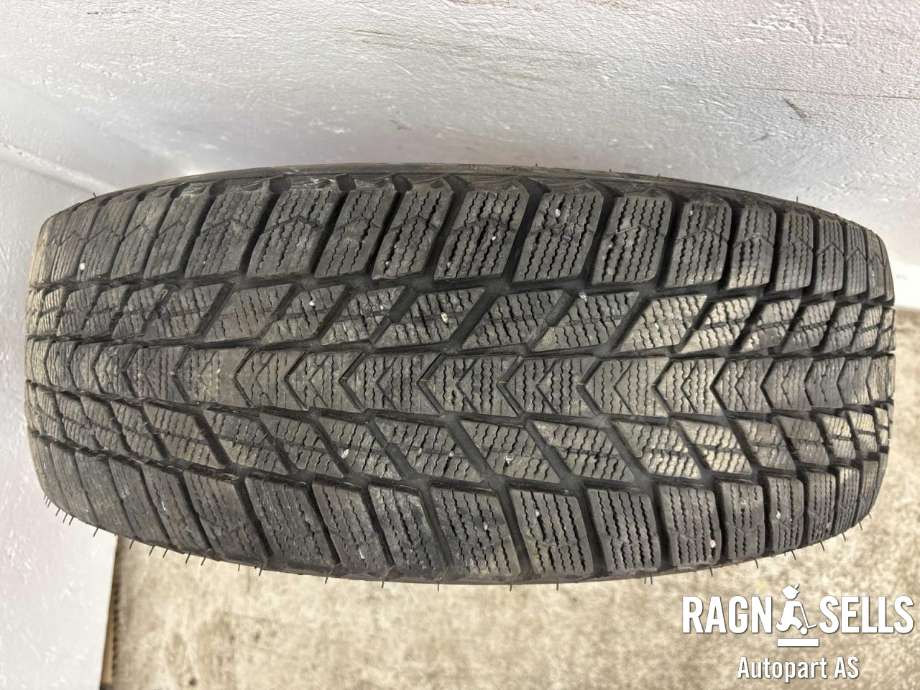 Dekk vinter piggfri til VW Golf, Plus/Cross 2005-2009 (Fase 1) (NEXEN|195/65R15 95T|)