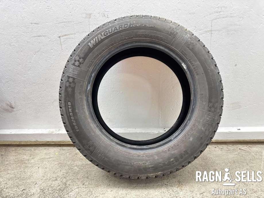 Dekk vinter piggfri til VW Golf, Plus/Cross 2005-2009 (Fase 1) (NEXEN|195/65R15 95T|)