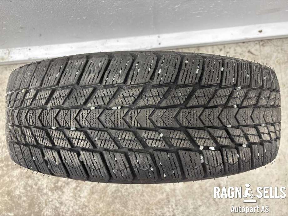 Dekk vinter piggfri til VW Golf, Plus/Cross 2005-2009 (Fase 1) (NEXEN|195/65R15 95T|)