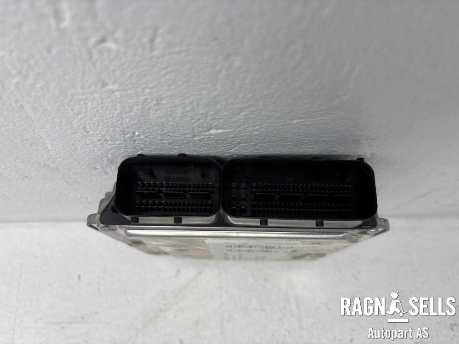 Styreenhet motor til VW Caddy 2020-->> (Type IV) (BOSCH|04L 906 016||0281031786)