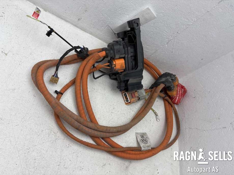 Batterilader inntak/luke til VW ID.BUZZ 2022-->> (1N3 971 531 D||1N3 971 531 AB)