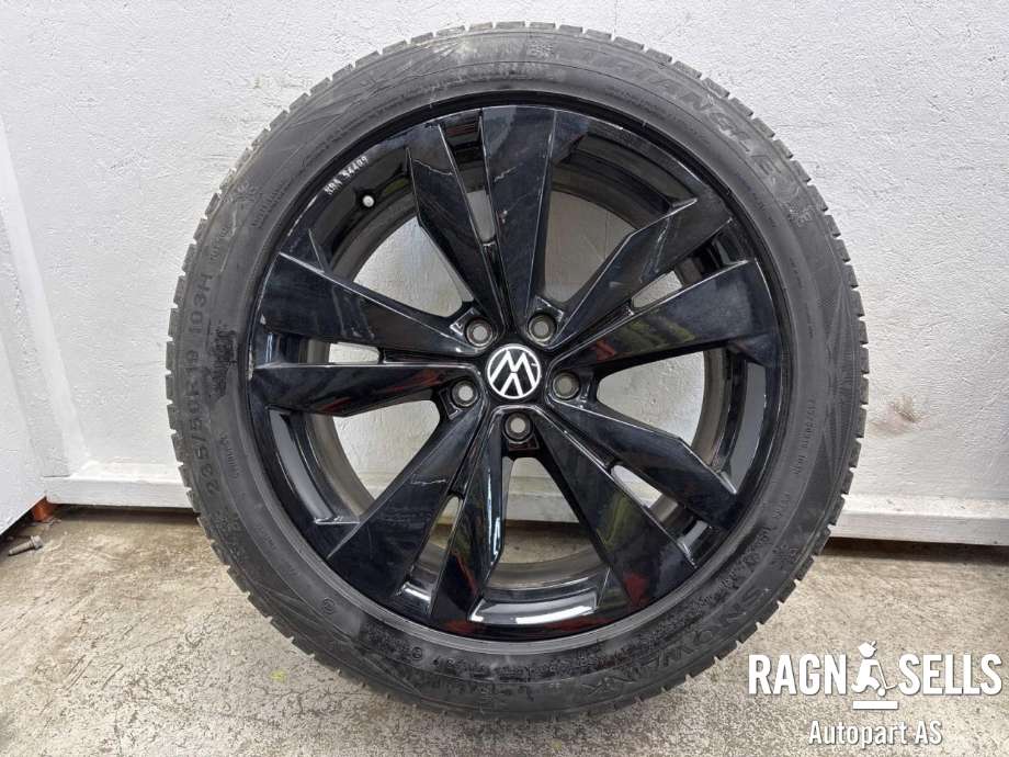 Hjulsett aluminium vinter til VW ID.7 2023-->>  (CONTINENTAL / TRIAGLE|5X112/ET45/57.1|235/50R19 / 255/45R19|)