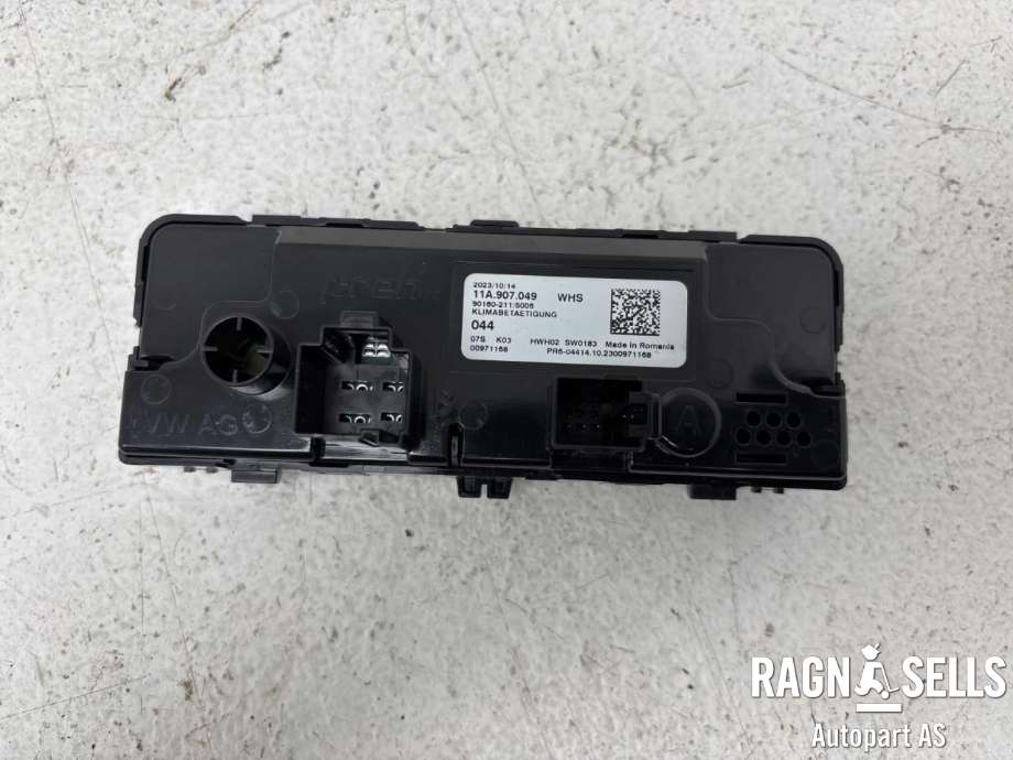 Varmeapparat betjening bak til VW ID.7 2023-->>  (11A 907 049|)