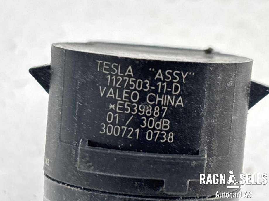 Parkeringssensor foran til Tesla Model 3 2018-2023 (Fase 1)  (1127503-11-D||1127503-11-A|1127503-11-B|1127503-11-C)