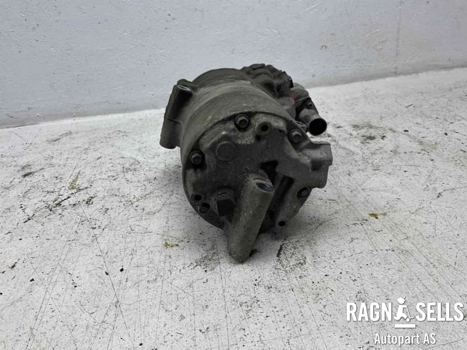 Aircondition kompressor hybrid til Mercedes C-Klasse 2014-2018 (Fase 1) (W205) (W205) (SANDEN|A 000 830 56 00||A0008300301|A0008302800|A0008303204)
