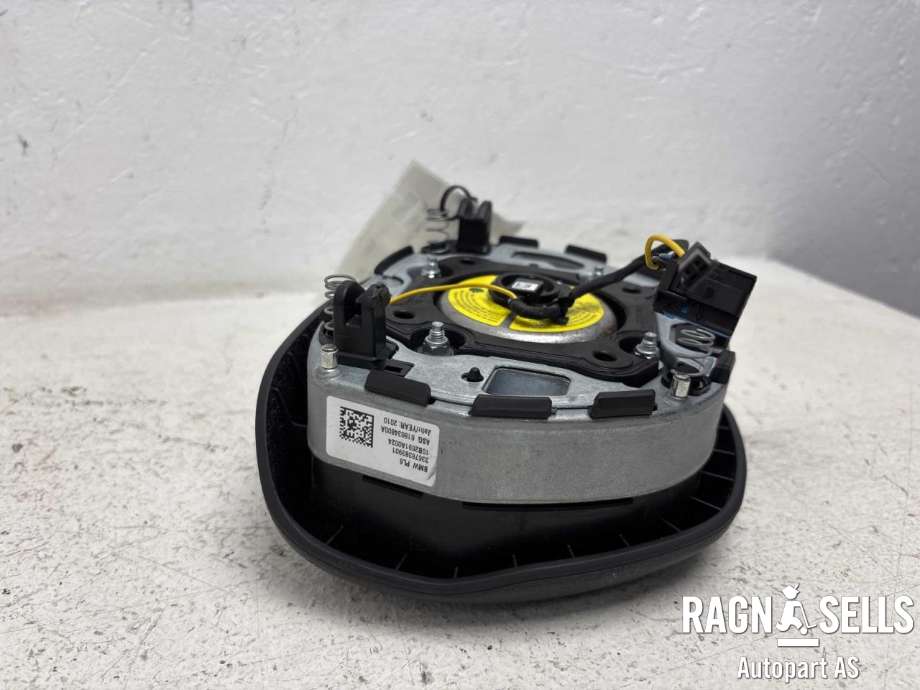 Airbag ratt til BMW 5-Serie 2010-2017 (F10/F11) (F10/F11) (32 30 6 783 839|)