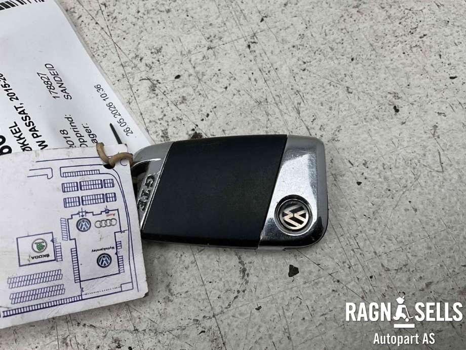 Nøkkel til VW Passat 2015-2019 (Fase 1) (B8) (B8) (3G0 959 752 BC|)