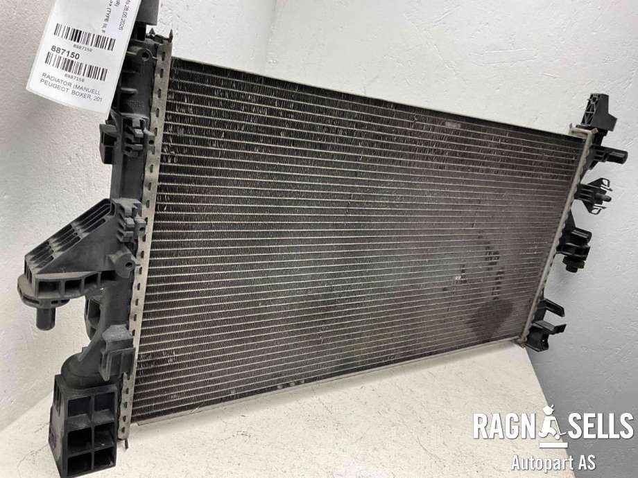Radiator (manuell gir) til Peugeot Boxer 2014-->> (Type III, Fase 2)  (16 170 233 80||1330 Q3|1333 C7|1330 Z4)