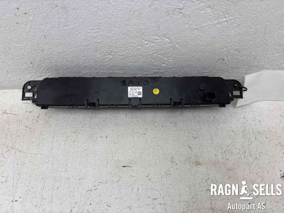Varmeapparat betjening til Toyota Proace 2016-->> (Type II)  (SU001A5052||98 075 413 ZD)