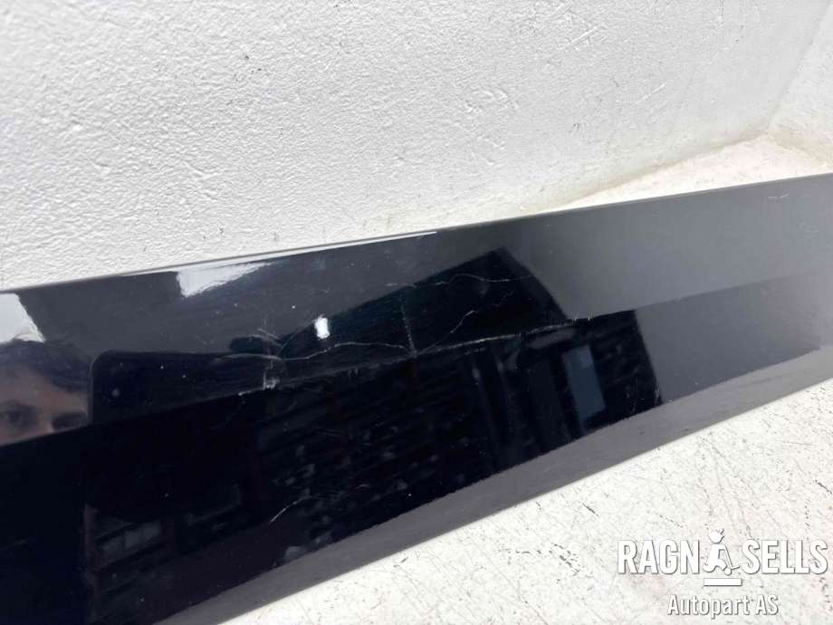 Lister til BMW iX2 2024-->>  (51 33 5 A3D 566||51 13 8 497 328|CR46312|CLVR9531832)