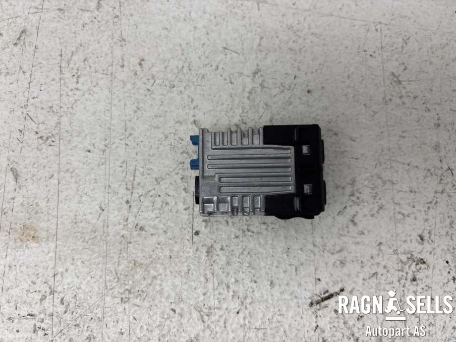 Diverse deler til BMW iX2 2024-->>  (84 10 5 A8D 637|)