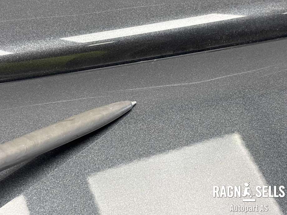 Spoiler bakluke til Porsche Taycan 2019-->>  (9J0 827 931 AY|)
