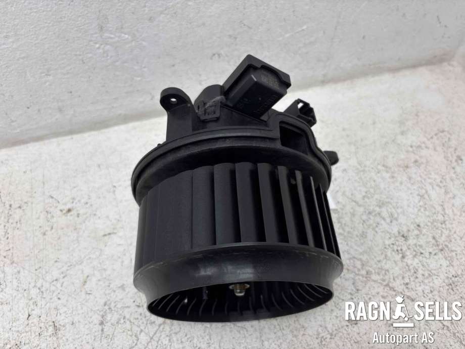 Varmeapparat motor til Porsche Taycan 2019-->> (DENSO|972 907 521 E||C43850-105|CZ0130702088|972907521D)