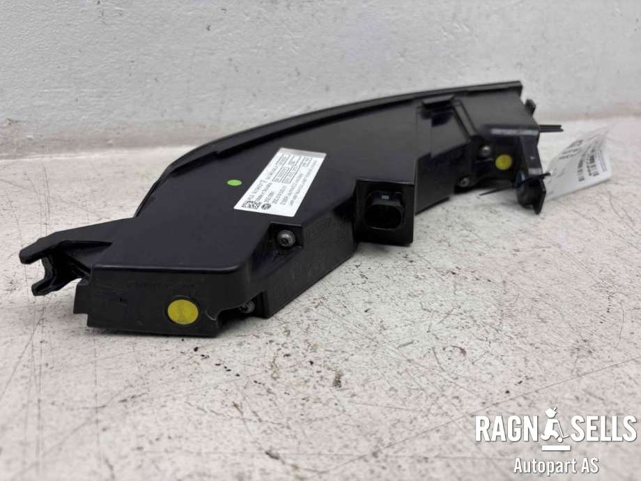 Baklykt venstre til Porsche Taycan 2019-->>  (9J1 945 095 A||9J1 94531|2SD2991|2SD01652301)