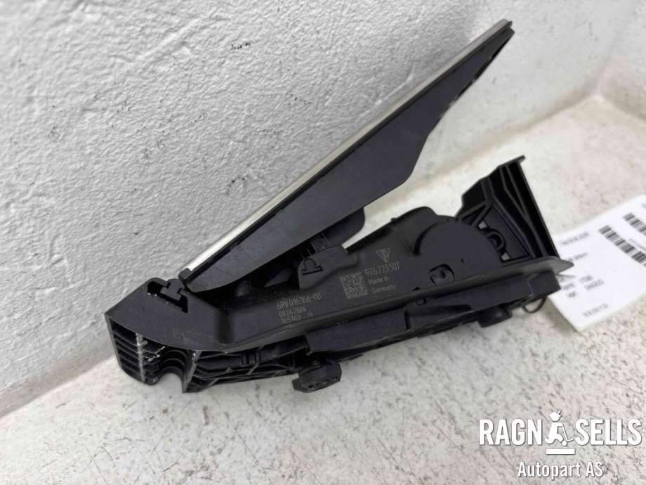 Pedal gass til Porsche Taycan 2019-->>  (976 723 507||6PV 016 166)