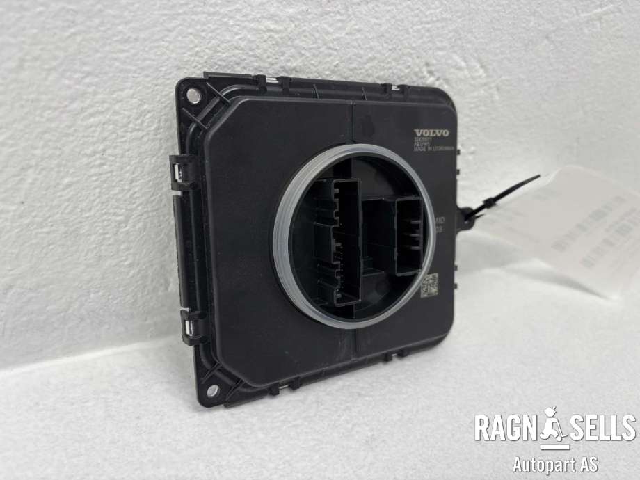 Styreenhet LED til Volvo EX40 2024-->>  (32420510||32420511)