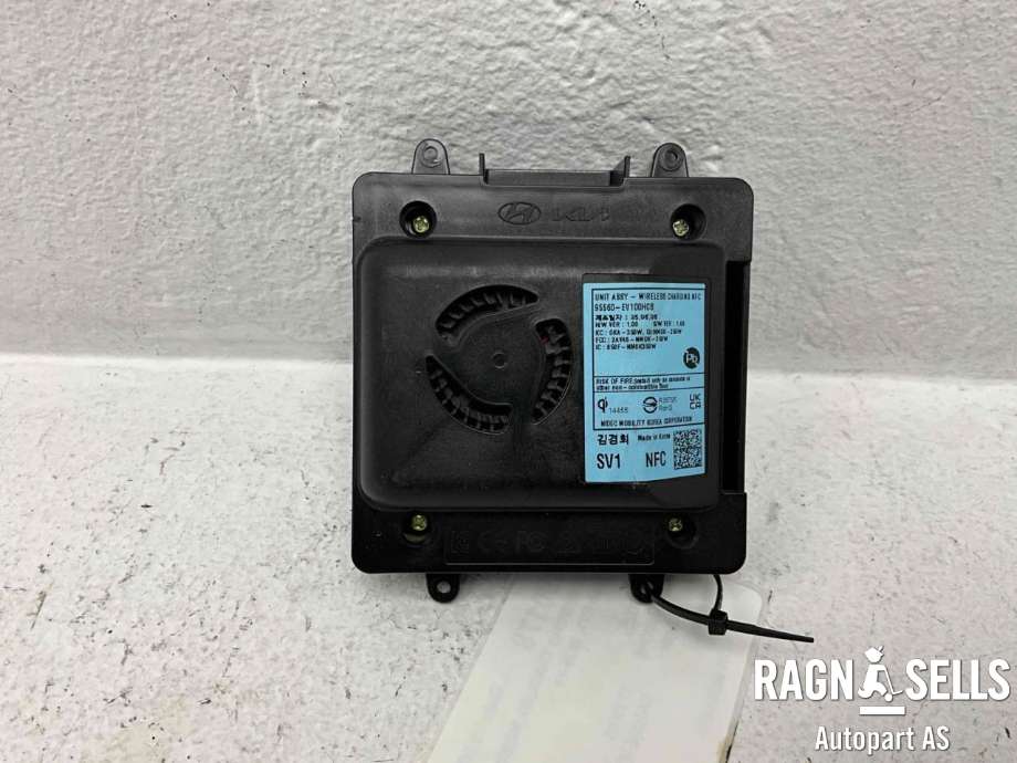 Dashbord trådløs mobillader til Kia EV3 2025-->> (|95560EV100HCB|95560EV100HC8)