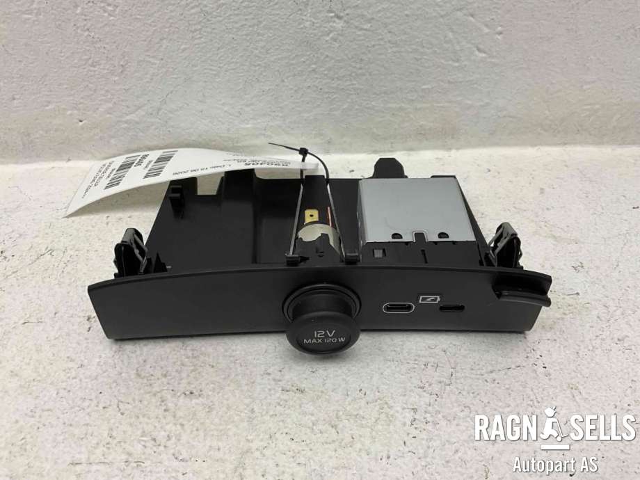 Diverse deler til Volvo EX40 2024-->> (32375814||31346792|32275533)