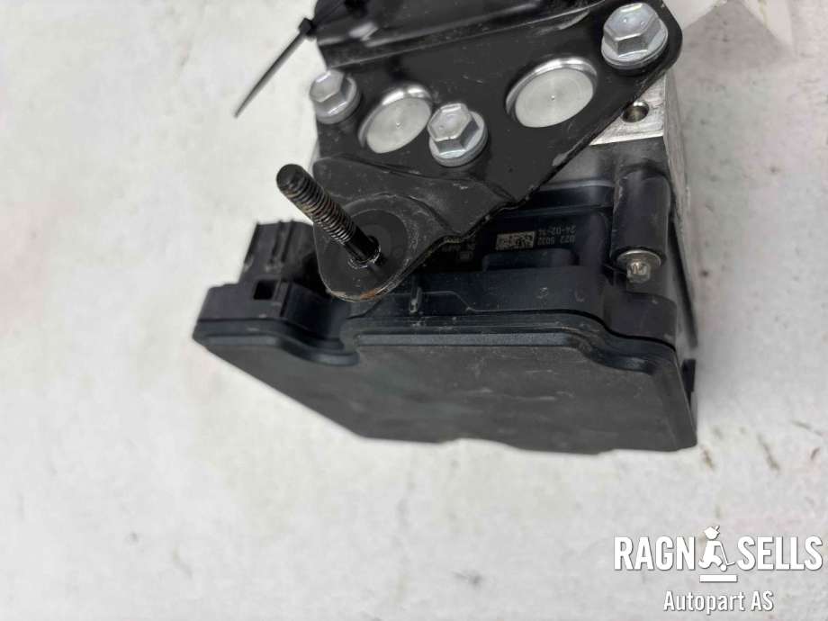 ABS sentral til Toyota Yaris 2020-->> (Type IV) (440500DK20|)