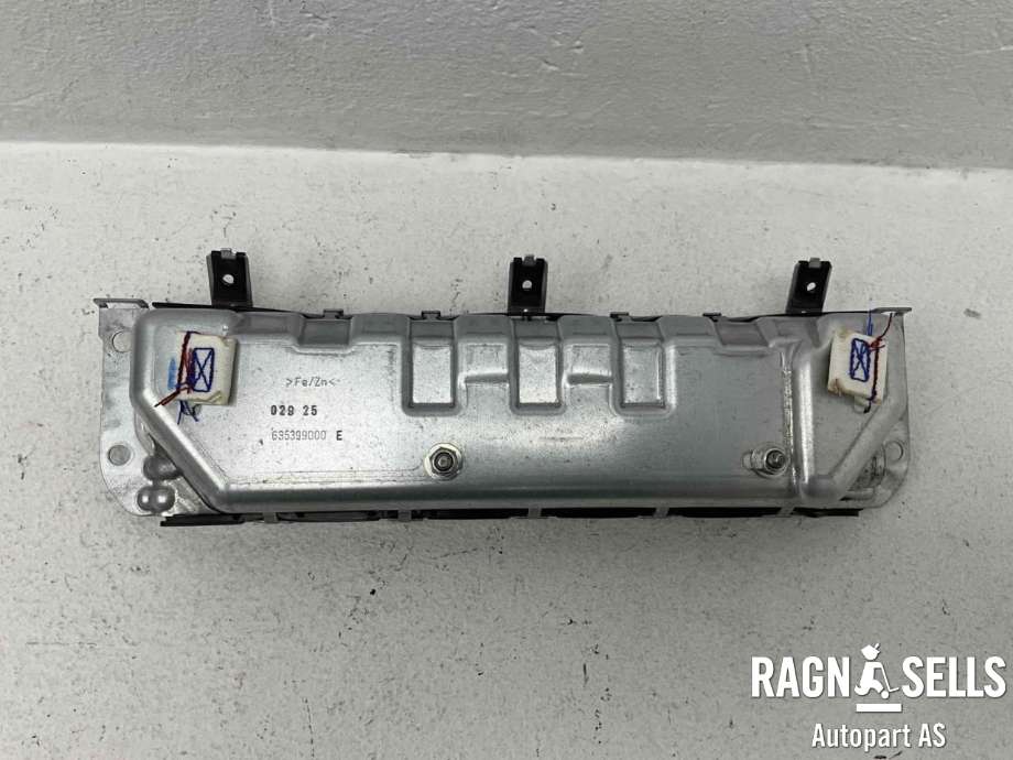 Airbag kne til Volvo EX40 2024-->>  (31455402||P31455402)