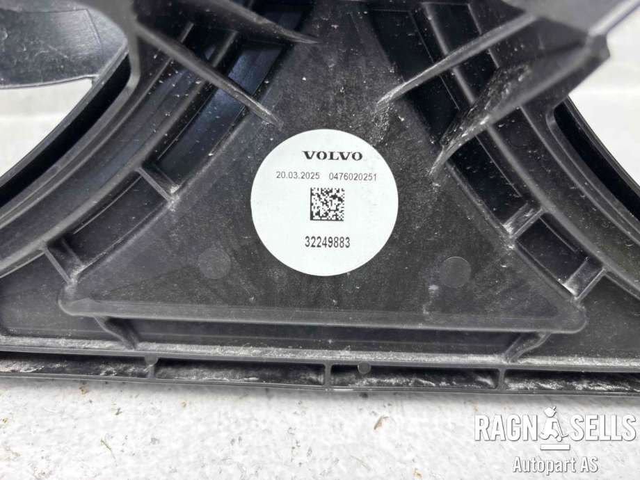 Kjølevifte elektrisk til Volvo EX40 2024-->>  (32249883||P32249883|E01666-140|270820241)