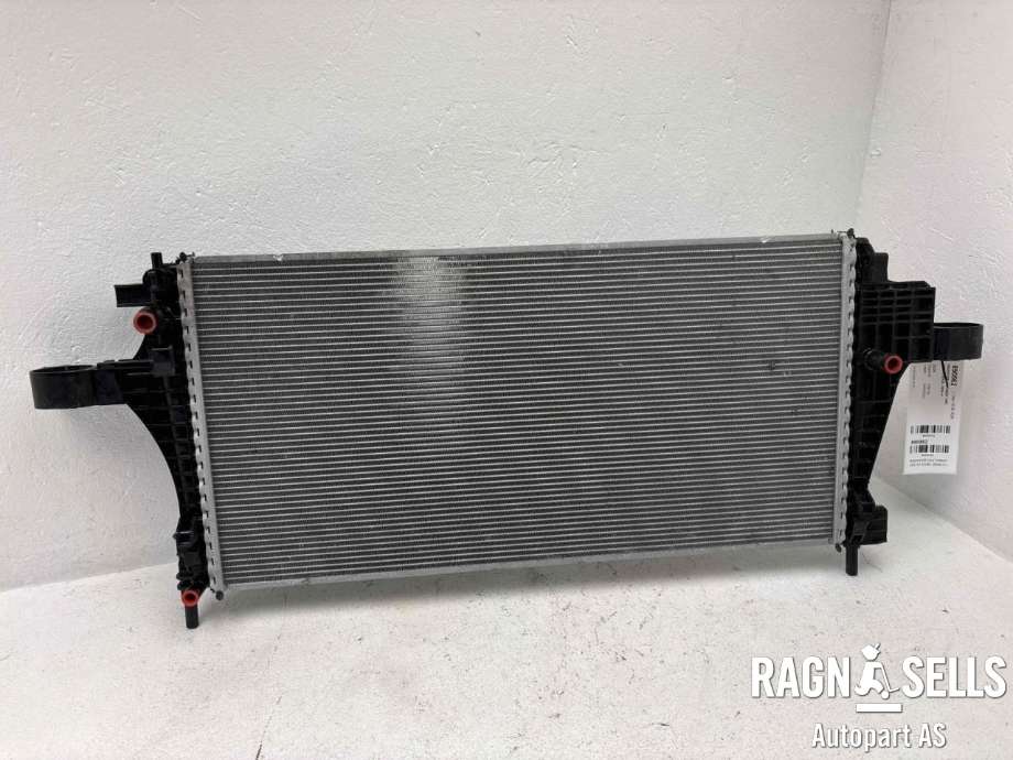 Radiator (automat gir) til Volvo EX40 2024-->>  (32339601||FCC7A)