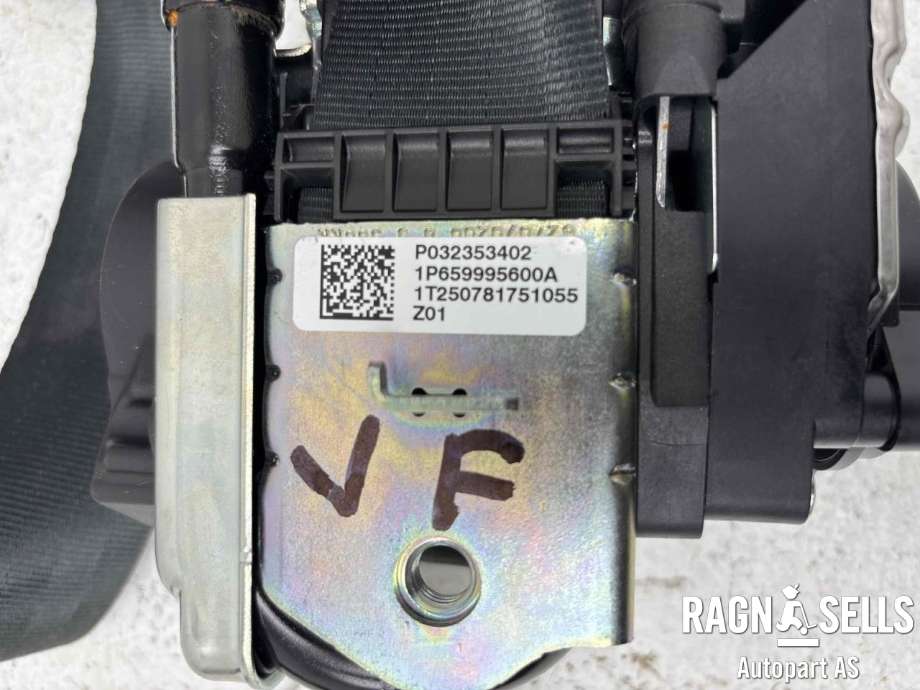Sikkerhetsbelte foran venstre til Volvo EX40 2024-->>  (32353402||1P659995600A|1T250781751055Z01)