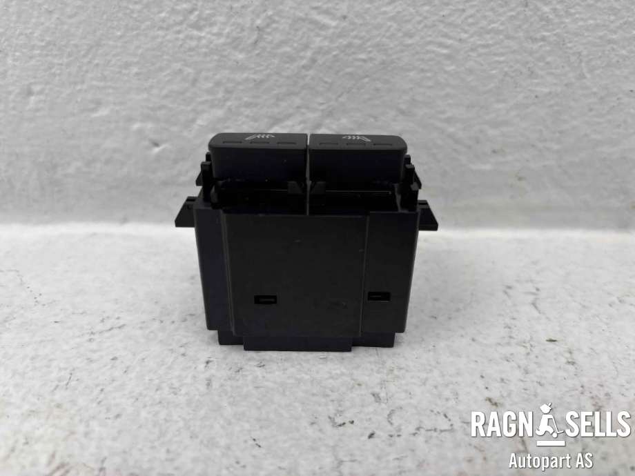 Bryter setevarme til Volvo EX40 2024-->>  (31456674||460944690169|25W06E04|SN32340108)