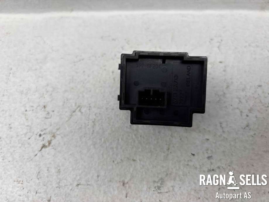 Bryter setevarme til Volvo EX40 2024-->>  (31456674||460944690169|25W06E04|SN32340108)