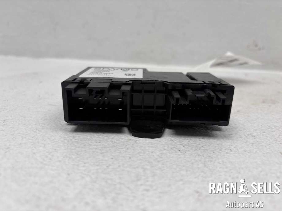 Styreenhet elektrisk bakluke til Volvo EX40 2024-->> (32256514||32384828|8888888752)