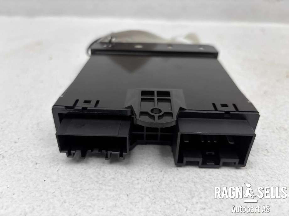 Styreenhet elektrisk bakluke til Volvo EX40 2024-->> (32256514||32384828|8888888752)