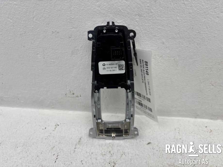 Bryter elektrisk håndbrekk/parkbrems til BMW X5 2007-2013 (E70) (E70) (61 31 9 148 508||9 148 50801|032141102)